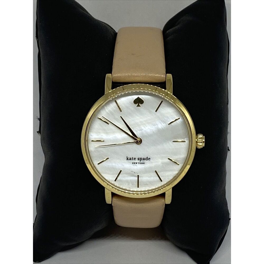 Kate Spade New York Vachetta 0073 Women Beige Leather Analog Quartz Watch WO796